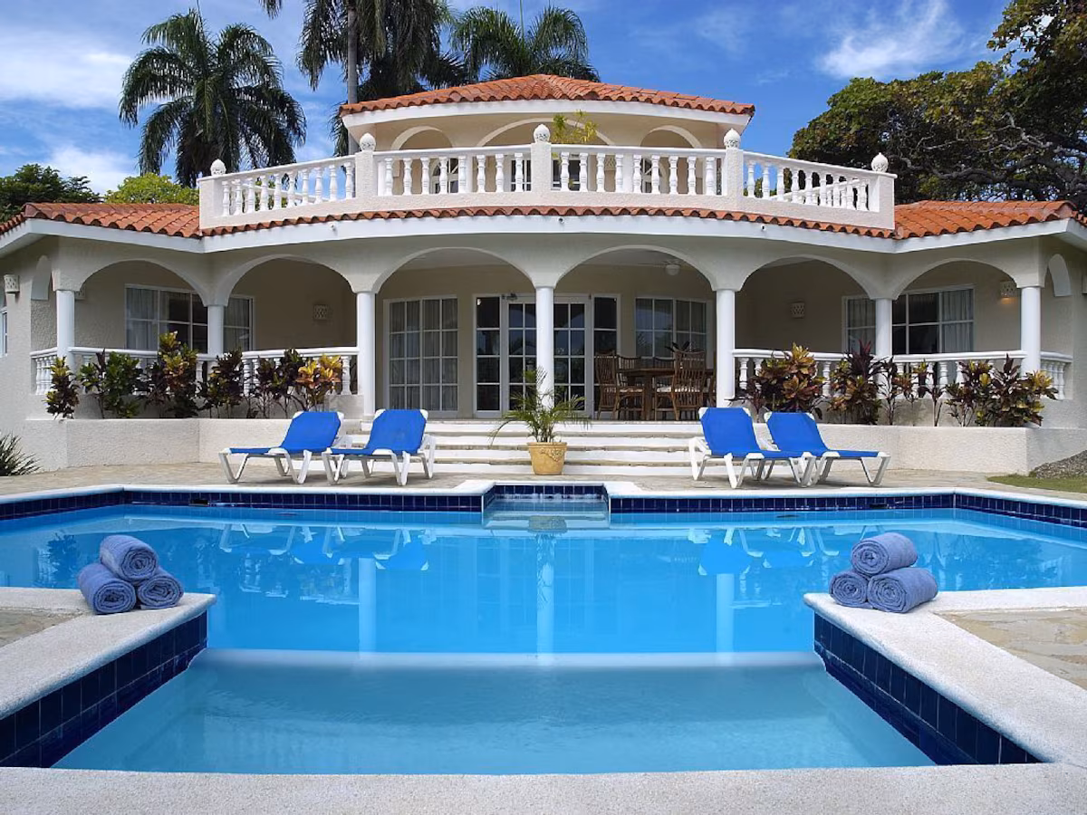 Azure Crest — 4 Bedroom - main view